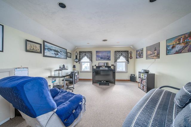 2919 Pawtucket Avenue, East Providence, RI 02915