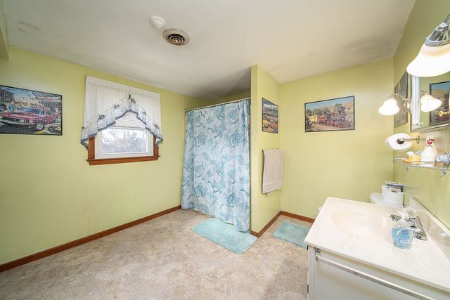 2919 Pawtucket Avenue, East Providence, RI 02915