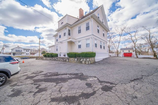 2919 Pawtucket Avenue, East Providence, RI 02915