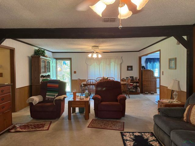 120 Corrine Pl, Waskom, TX 75692