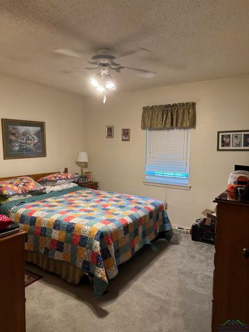 120 Corrine Pl, Waskom, TX 75692