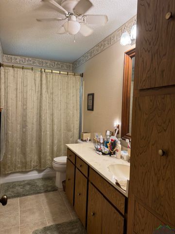 120 Corrine Pl, Waskom, TX 75692