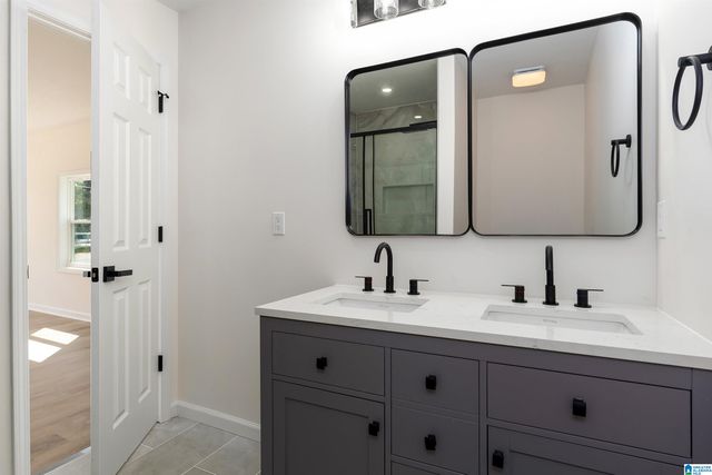 2812 EMERALD AVENUE, Hueytown, AL 35023