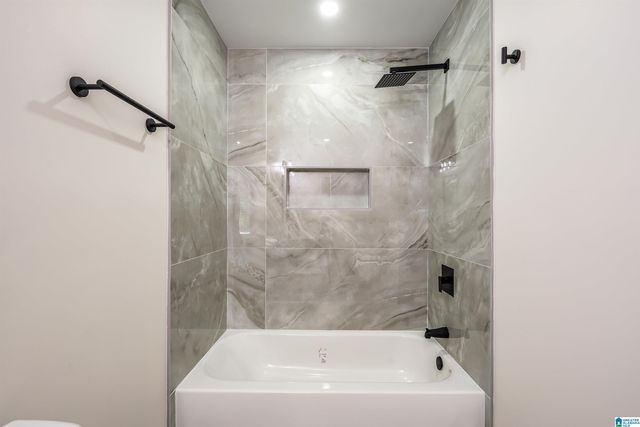 2812 EMERALD AVENUE, Hueytown, AL 35023