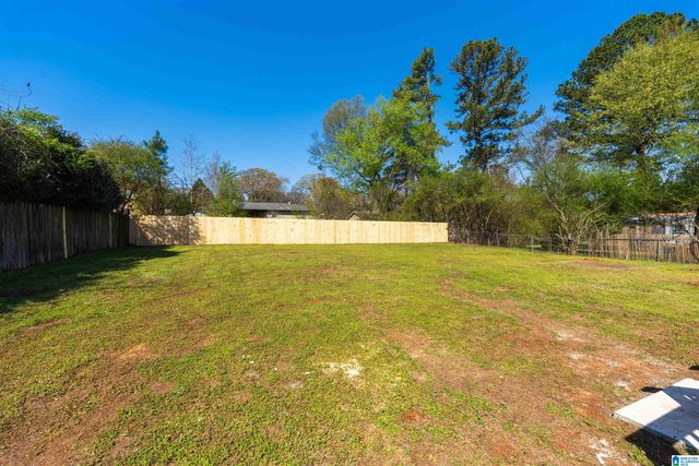 2812 EMERALD AVENUE, Hueytown, AL 35023