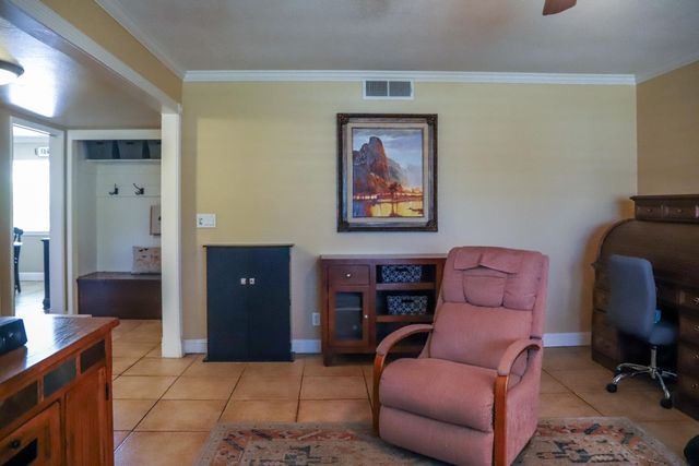 667 E Birch Avenue, Fresno, CA 93720