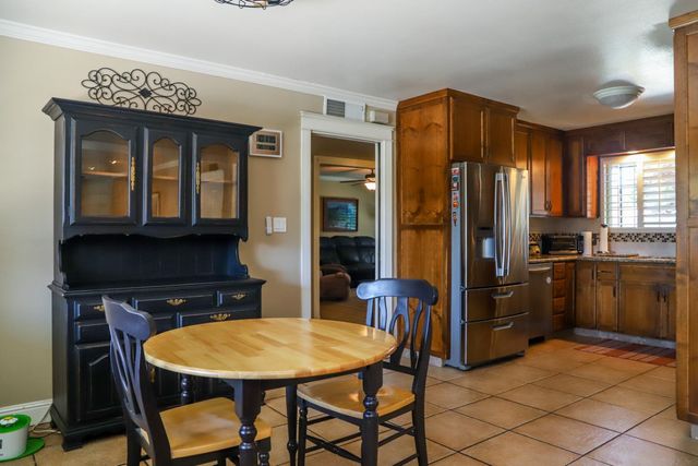 667 E Birch Avenue, Fresno, CA 93720