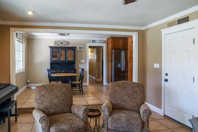 667 E Birch Avenue, Fresno, CA 93720