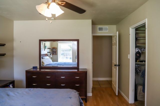 667 E Birch Avenue, Fresno, CA 93720