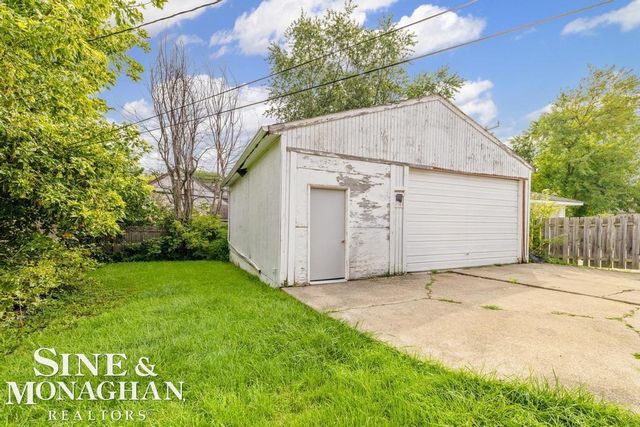 454 Alter Road, Detroit, MI 48215