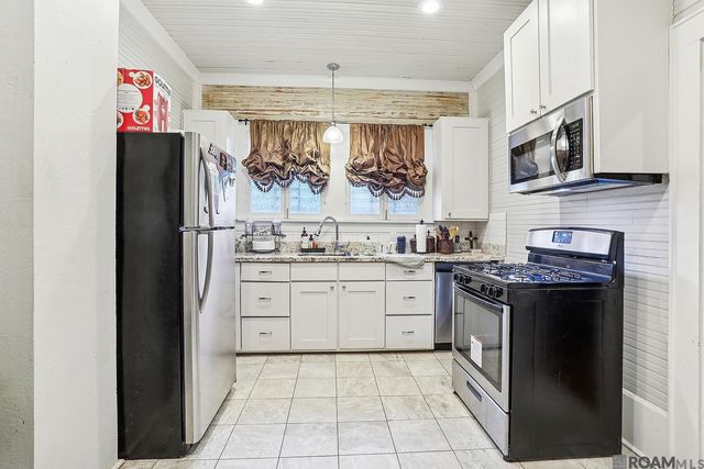 228 S 19th St, Baton Rouge, LA 70806