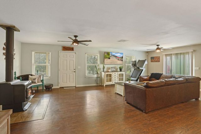 6310 Abouaf Ct, Valley Springs, CA 95252