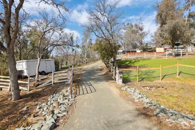 6310 Abouaf Ct, Valley Springs, CA 95252