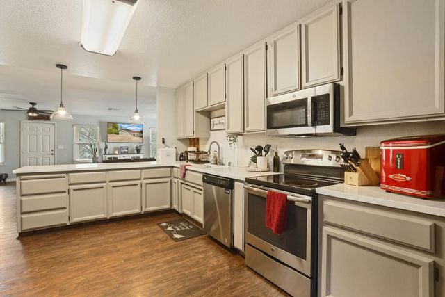 6310 Abouaf Ct, Valley Springs, CA 95252