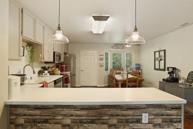 6310 Abouaf Ct, Valley Springs, CA 95252