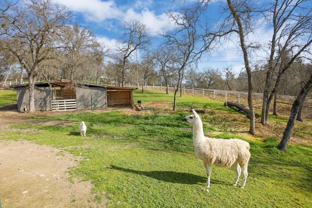 6310 Abouaf Ct, Valley Springs, CA 95252