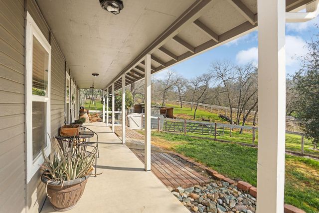 6310 Abouaf Ct, Valley Springs, CA 95252