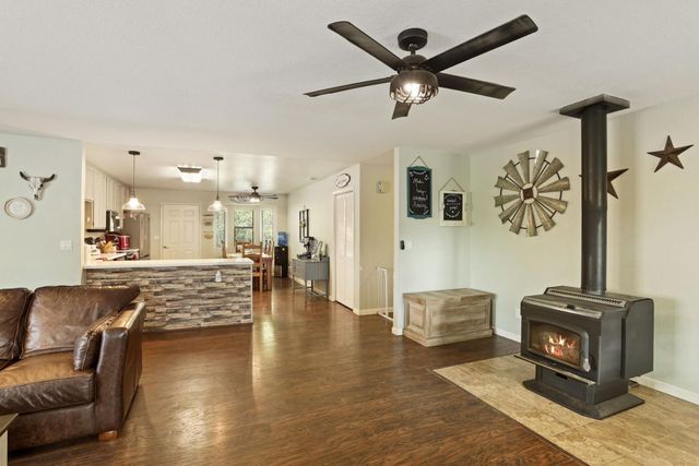 6310 Abouaf Ct, Valley Springs, CA 95252