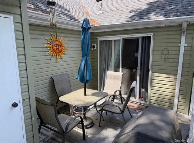 183 Kingston Drive, Ridge, NY 11961