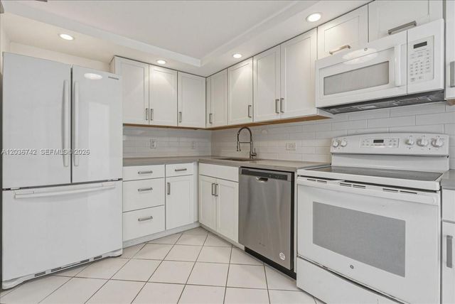 9381 E Bay Harbor Drive 404S, Bay Harbor Islands, FL 33154