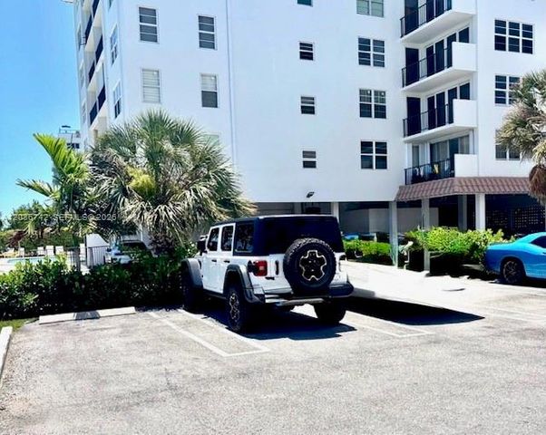 9381 E Bay Harbor Drive 404S, Bay Harbor Islands, FL 33154