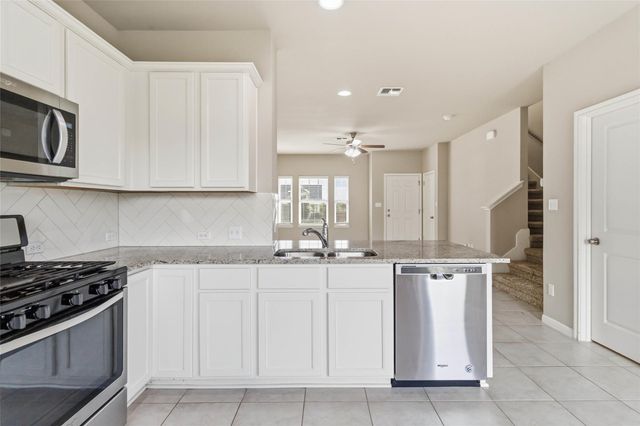 436 Spiny Lizard LN, San Marcos, TX 78666