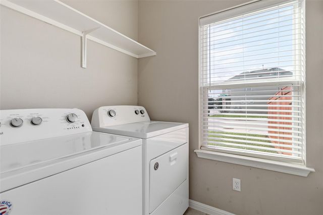 436 Spiny Lizard LN, San Marcos, TX 78666