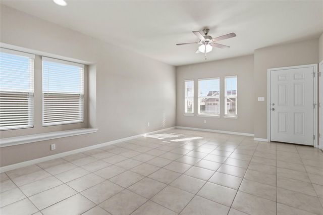 436 Spiny Lizard LN, San Marcos, TX 78666