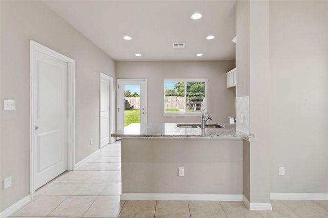 436 Spiny Lizard LN, San Marcos, TX 78666