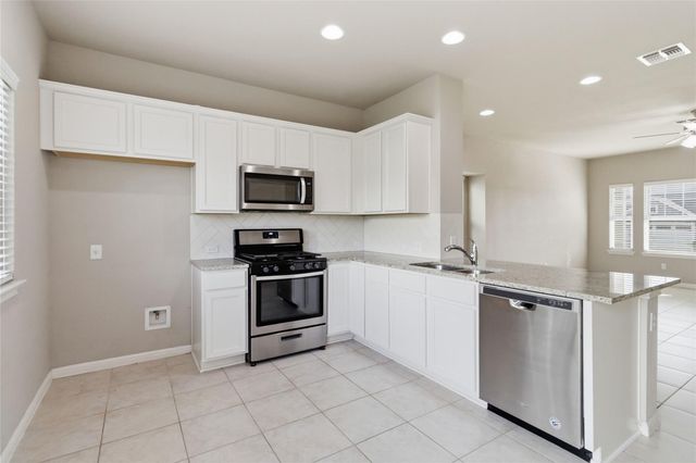 436 Spiny Lizard LN, San Marcos, TX 78666