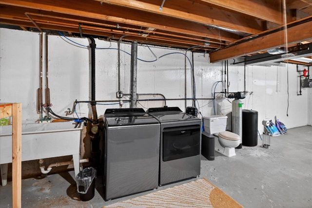 6105 Birch Hill Drive, Madison, WI 53711