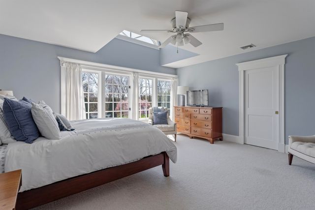 5 Cider Hill Road, Hampton Falls, NH 03844