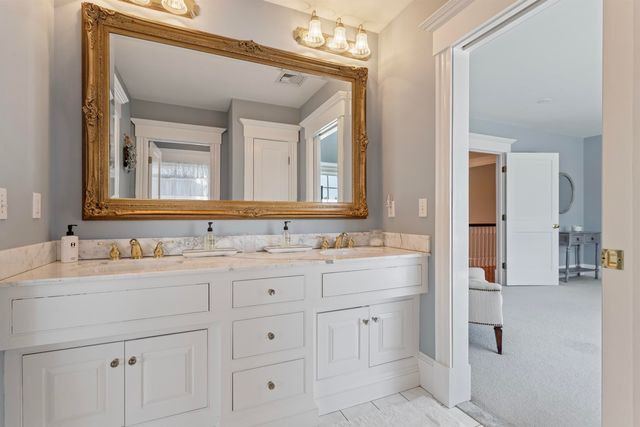 5 Cider Hill Road, Hampton Falls, NH 03844