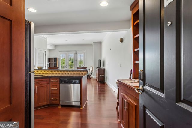 2277 Peachtree Road NE 501, Atlanta, GA 30309