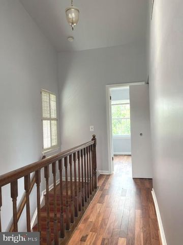 34 HUNTERS GATE CT, Silver Spring, MD 20904