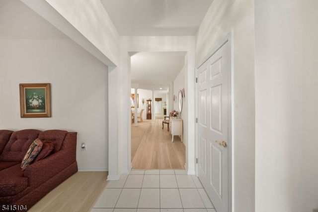 17 Stafford Ln, White Twp., NJ 07823