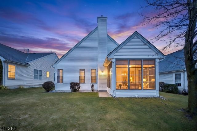 17 Stafford Ln, White Twp., NJ 07823