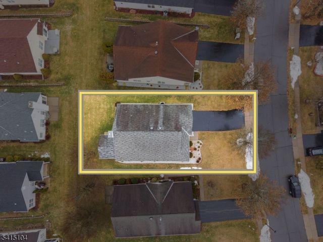 17 Stafford Ln, White Twp., NJ 07823