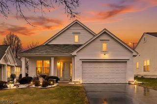 17 Stafford Ln, White Twp., NJ 07823