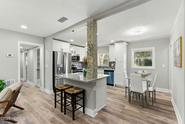 6353 DAVID Drive, Jacksonville, FL 32210