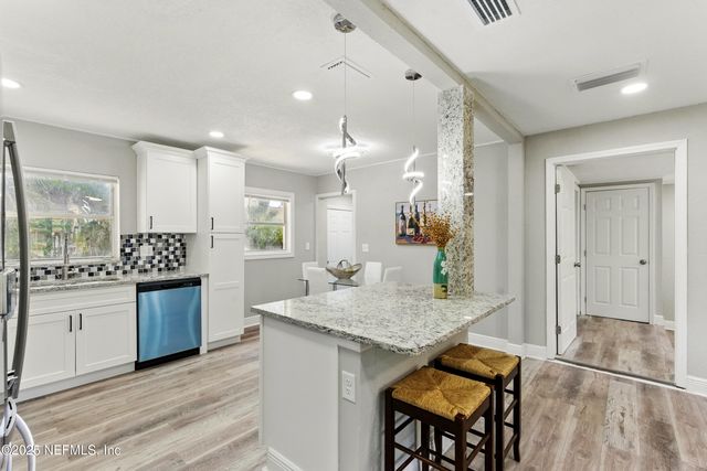 6353 DAVID Drive, Jacksonville, FL 32210