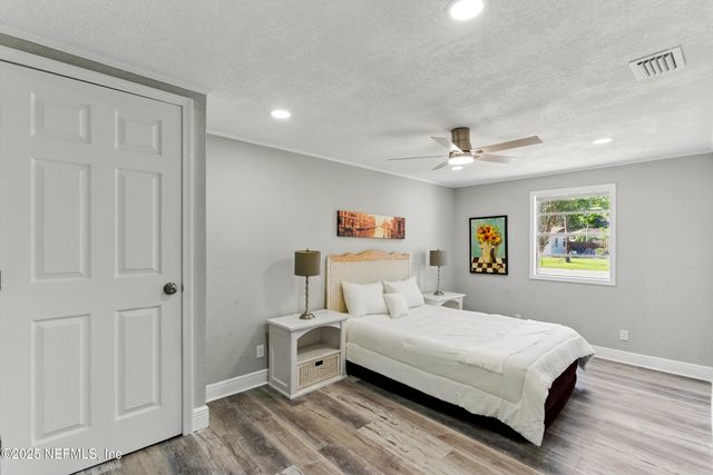 6353 DAVID Drive, Jacksonville, FL 32210