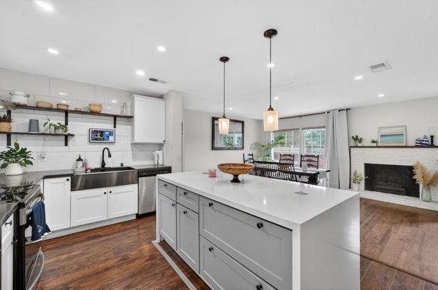 8963 Pershing Ave, Orangevale, CA 95662