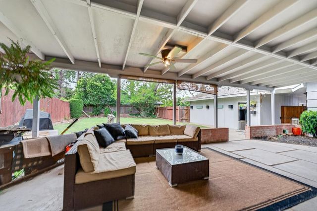 8963 Pershing Ave, Orangevale, CA 95662