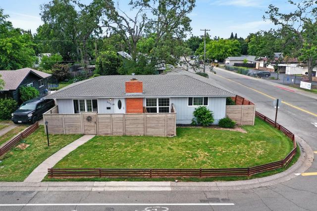 8963 Pershing Ave, Orangevale, CA 95662