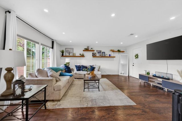 8963 Pershing Ave, Orangevale, CA 95662