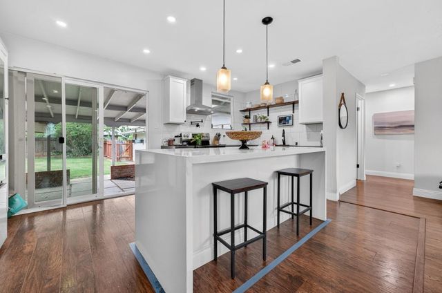 8963 Pershing Ave, Orangevale, CA 95662