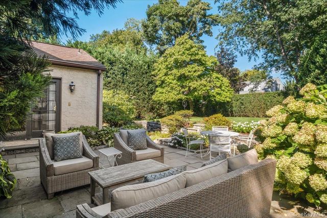 30 Seaview Avenue, New Rochelle, NY 10801