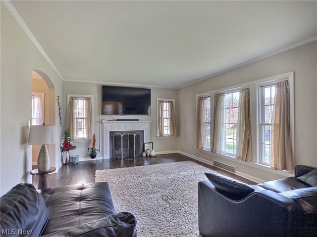 3648 Tolland Road, Shaker Heights, OH 44122