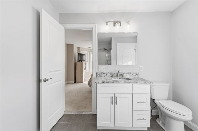 1 Winston Way 1, Johnston, RI 02919